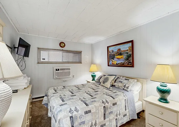 Holiday home Open & Well-appointed In Beachfront Location With Shared Pool Free Wifi Ocean City
