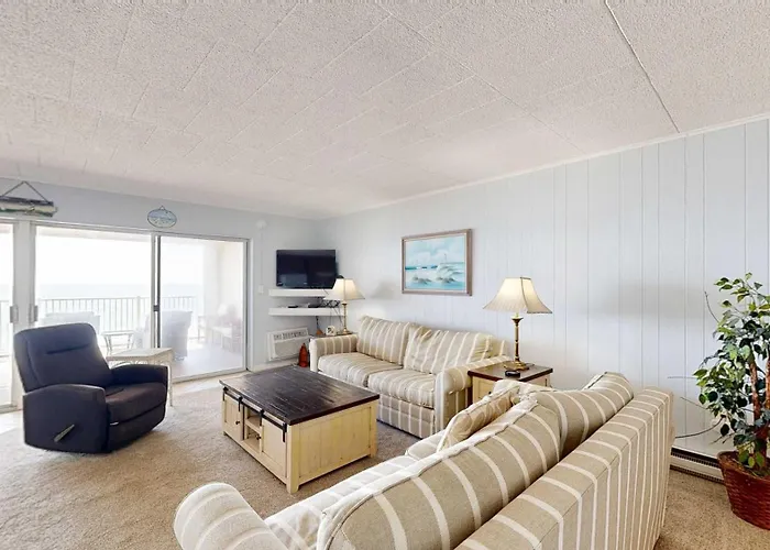 Open & Well-appointed In Beachfront Location With Shared Pool Free Wifi Holiday home Ocean City