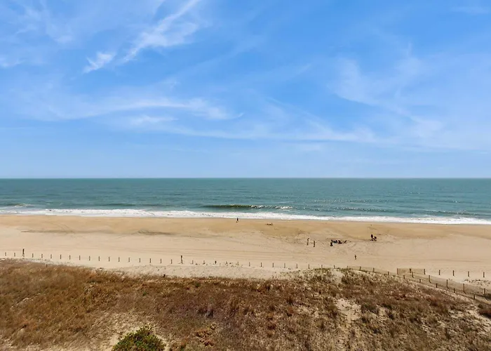 Open & Well-appointed In Beachfront Location With Shared Pool Free Wifi Holiday home Ocean City