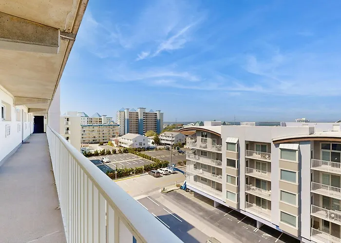 Open & Well-appointed In Beachfront Location With Shared Pool Free Wifi * Ocean City